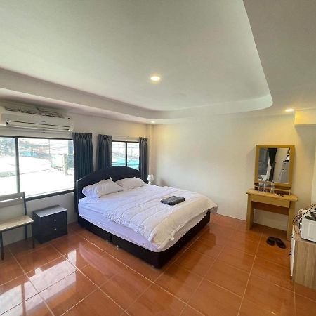 The Sports Lounge Hotel Pattaya Exterior foto